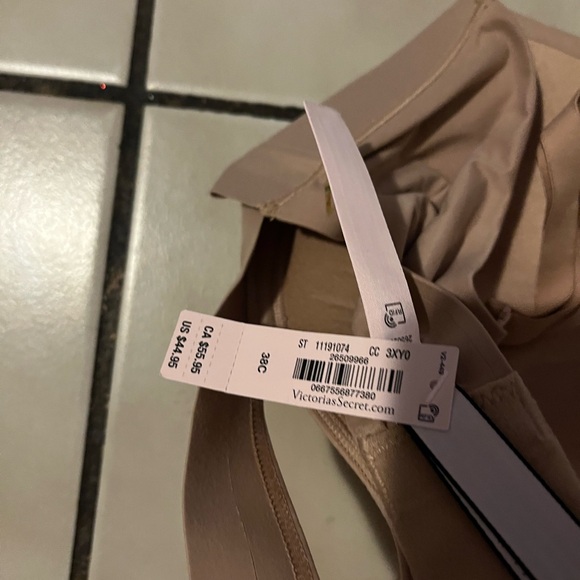 Victoria's Secret incredible wireless Beige Bra - Picture 4 of 4